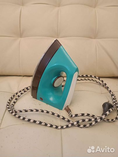 Утюг и утюг складной дорожный