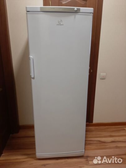 Морозильная камера indesit SFR167NF.002