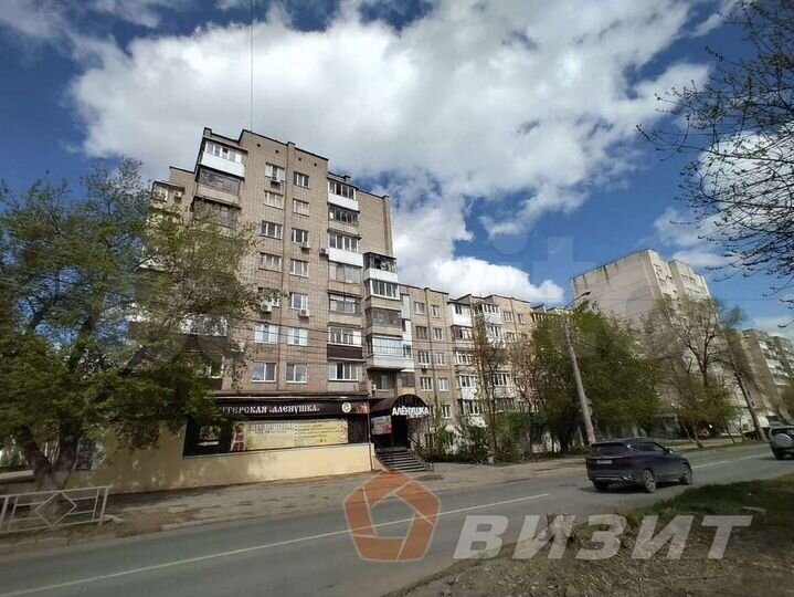 Торговая площадь на 1-й линии, отдельный вход