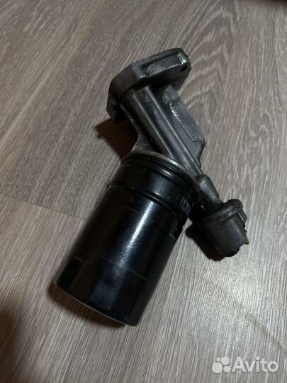 Кронштейн масленного фильтра Mercedes W201