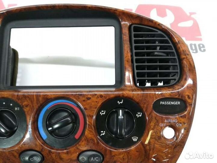 Блок управления климат-контролем Toyota Tundra