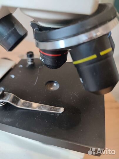 Микроскоп levenhuk