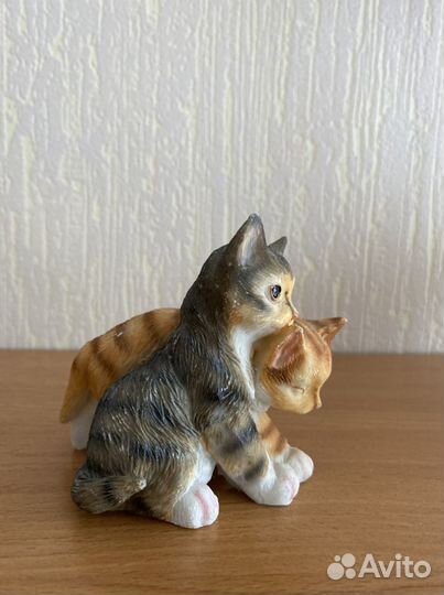 Статуэтка кошки