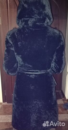 Шуба мутоновая со вставками норки