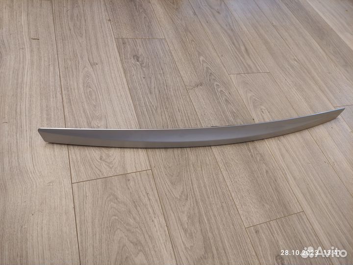 Молдинг крышки багажника solaris 2013 г.в. седан