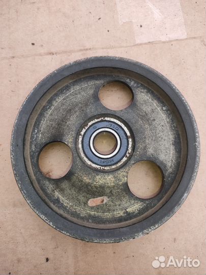 Шкив натяжителя ремня Пежо 307