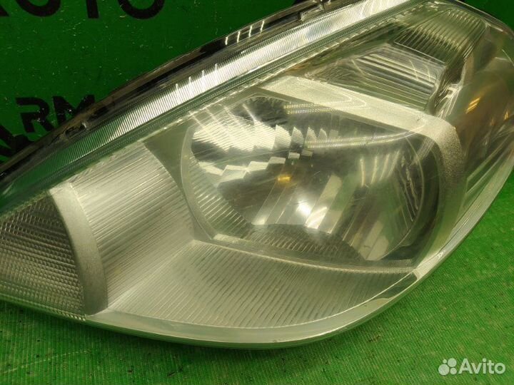 Фара левая Nissan Tiida C11 2004-2014