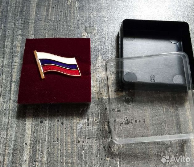 Значок Триколор РФ