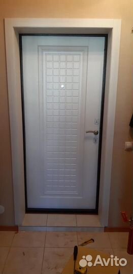 Двери входные новые