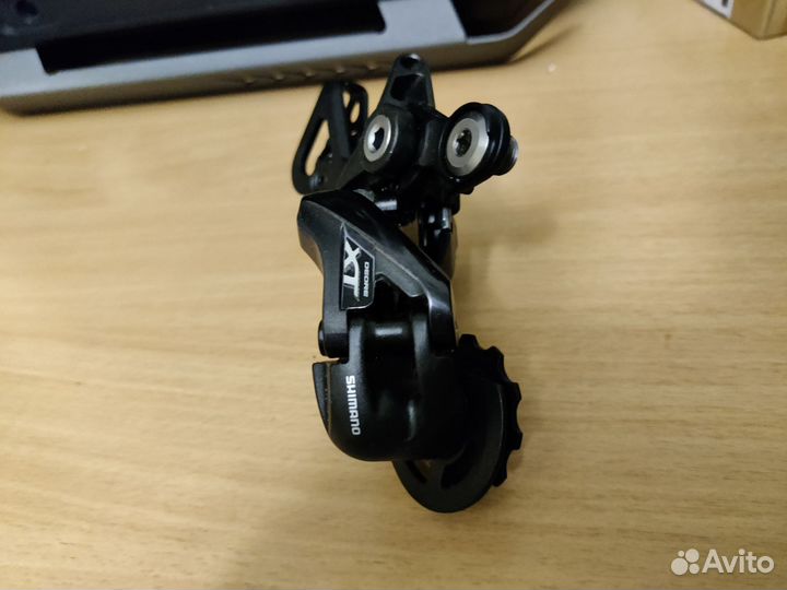 Задний переключатель Shimano XT t8000 10S