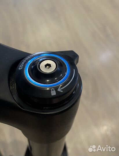 Вилка RockShox Recon 29 100мм (не буст)