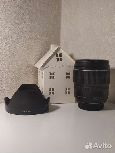 Объектив Canon EF-S 15-85mm f/3.5-5.6 IS USM Идеал