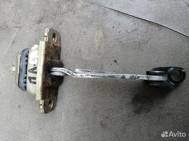 Ограничитель двери для Honda CR-V 1996-2002