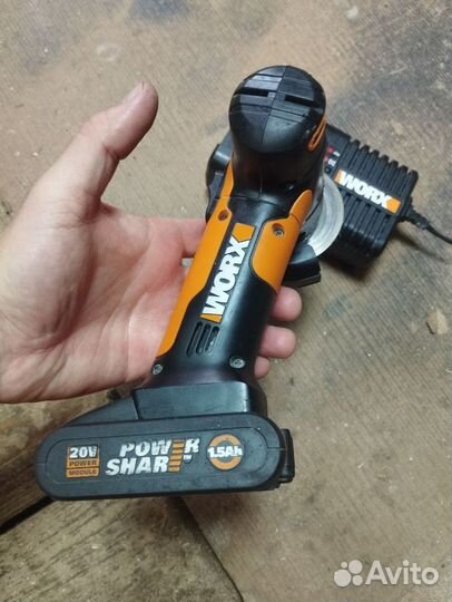 Аккумуляторная болгарка worx wx 801