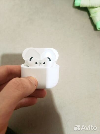 Airpods4 с шумоподавлением