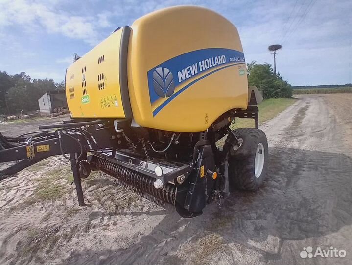 Пресс-подборщик New Holland Roll-Belt 150, 2014