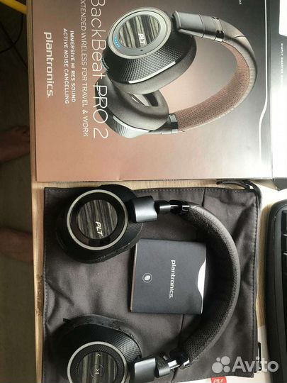 Bluetooth наушники Plantronics BackBeat Pro 2