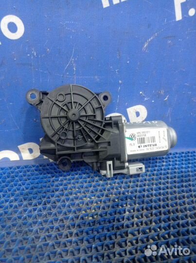 Моторчик стеклоподъемника Volkswagen Polo 5 седан