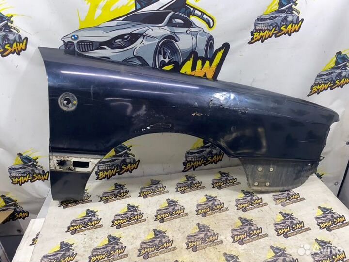 Крыло правое Audi 80 B3 AAD 1991