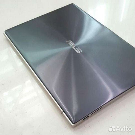 Ноутбук asus