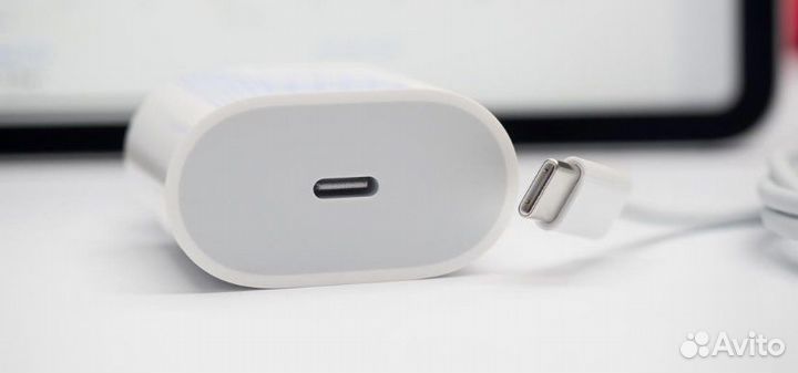 Блок питания Apple, Type-C для iPhone 20w