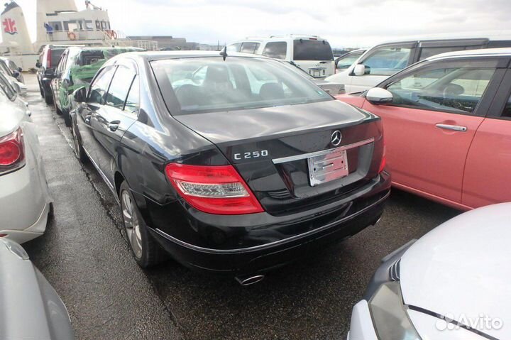 В разбор из Японии Mercedes Benz W204 M272 2,5л