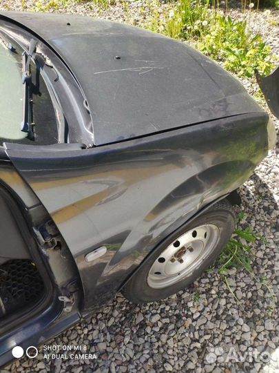 Крыло правое Рено Логан 2007