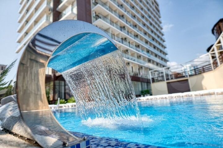 Гостиница с персоналом, 1827 м²