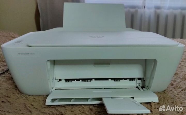 Принтер HP мфу DeskJet 2320 All-in-One белый