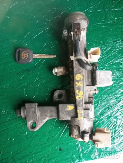 Замок зажигания Тойота креста JZX90