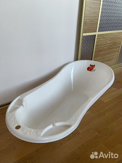 Ванночка для купания новая со сливом