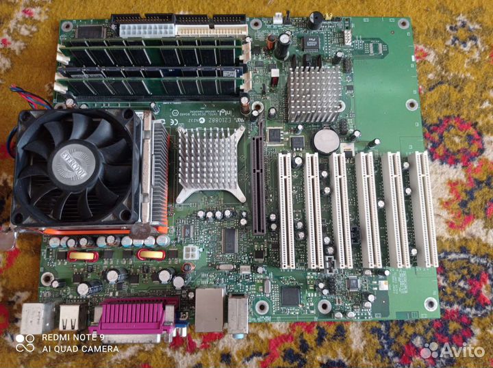 Материнская плата с процессором