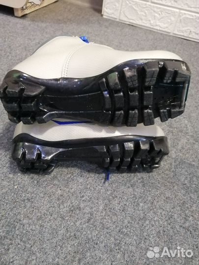 Лыжные ботинки детские 31 размер