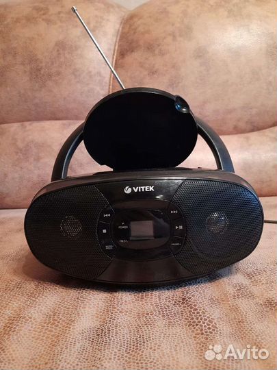 Магнитола Vitek