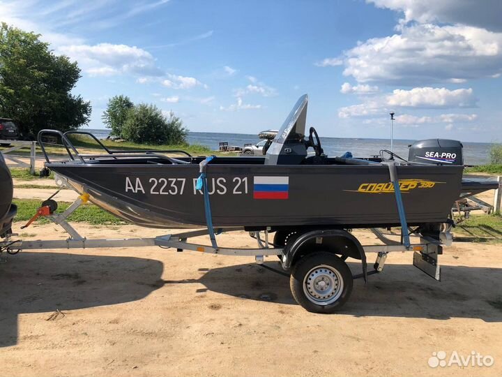 Лодка Спайдер 390