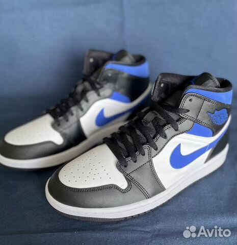 Air Jordan 1 Mid White Royal