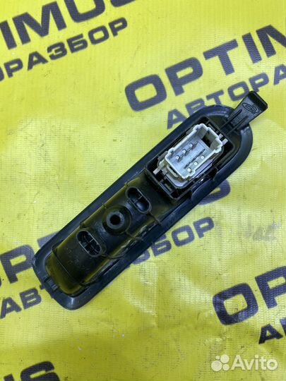 Кнопка стеклоподъемника Renault Megane 2