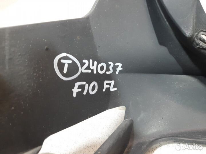 Кронштейн фары противотуманной левой Bmw 5-Series