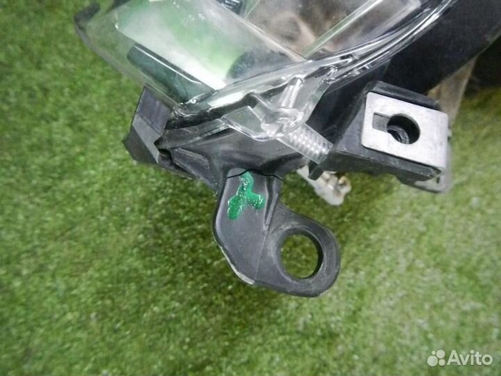 Фара правая Toyota RAV4 4 CA40 (2015-2019) LED