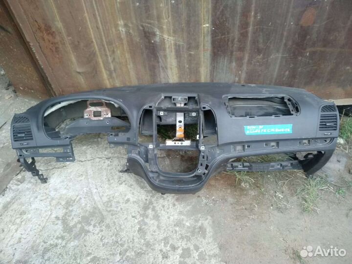 Торпедо панель Hyundai Santa Fe