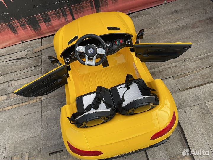 Двухместная машинка детская