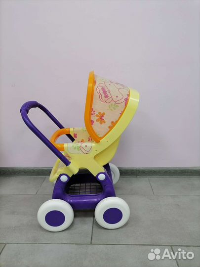 Коляска кукольная
