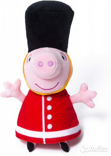 Мягкая игрушка свинка Пепа - королевский охранник