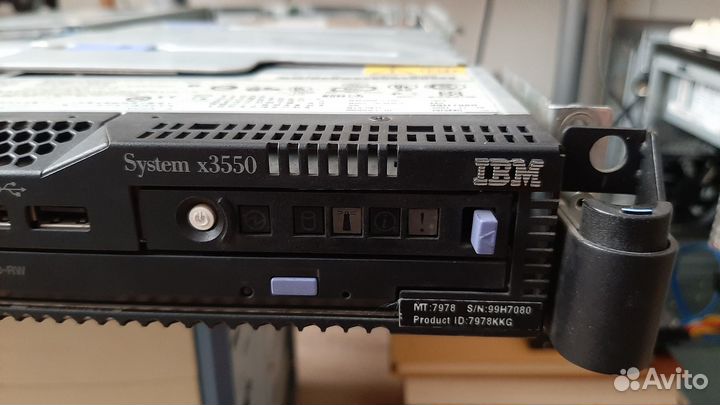 Сервер IBM Xeon