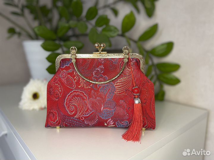Сумка женская винтажная новая через плечо