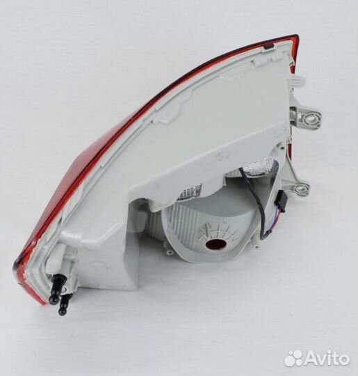 Фонарь задний правый Skoda octavia а7