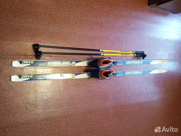 Лыжи с ботинками, комплект