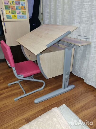 Детский стол и стул для школьника