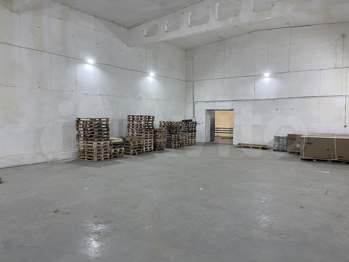 Склад, 210 м²