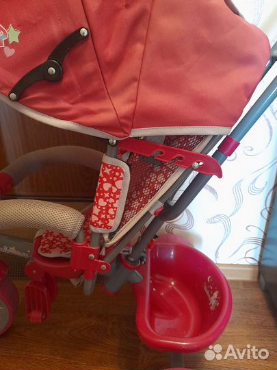 Детский трёхколёсный велосипед с ручкой